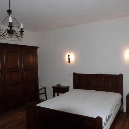 Holiday home De Campagne Au Coeur Du Perigord A Rouffignac-saint-cernin-de-reilhac Rouffignac Saint-Cernin