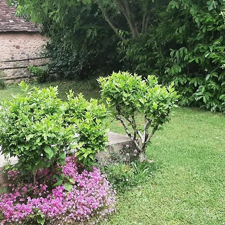 De Campagne Au Coeur Du Perigord A Rouffignac-saint-cernin-de-reilhac